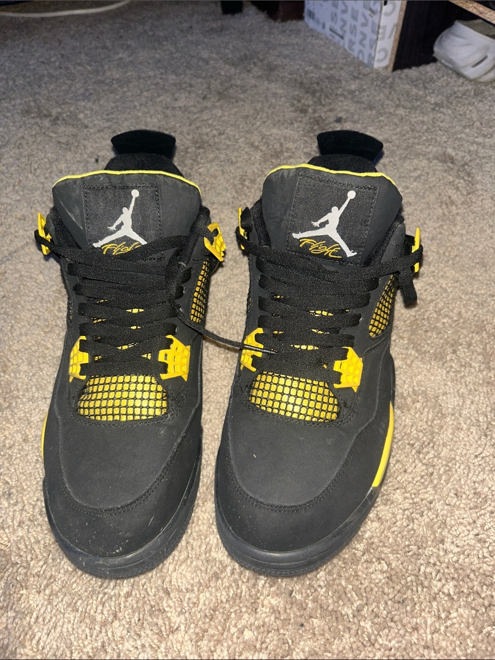 Jordan 4, yellow thunder
